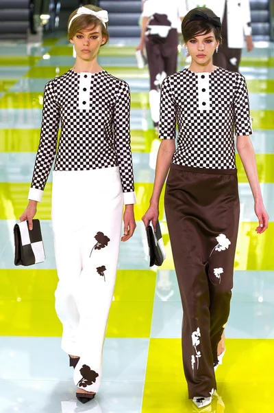 Look 12
